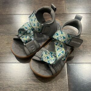Livie & Luca soggy sandals 7 toddler boy